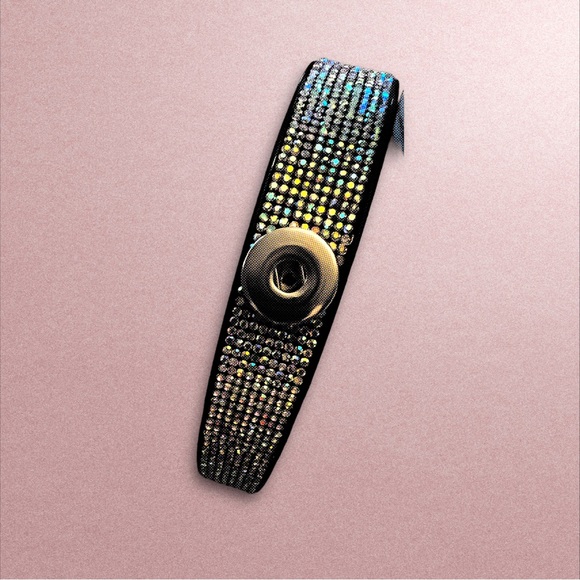 RHINESTONE SNAP BUTTON HAIR BAND - Picture 2 of 5